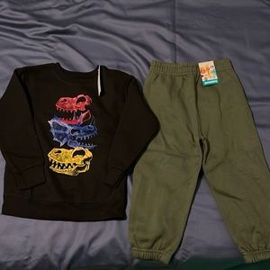 NWT dino costume size 3T